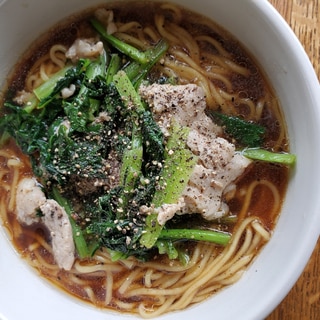 小松菜と豚肉の醤油ラーメン